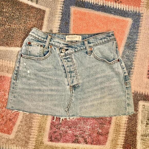 Abercrombie & Fitch Dresses & Skirts - Micro mini high rise demin skirt by abercrombie and fitch!
